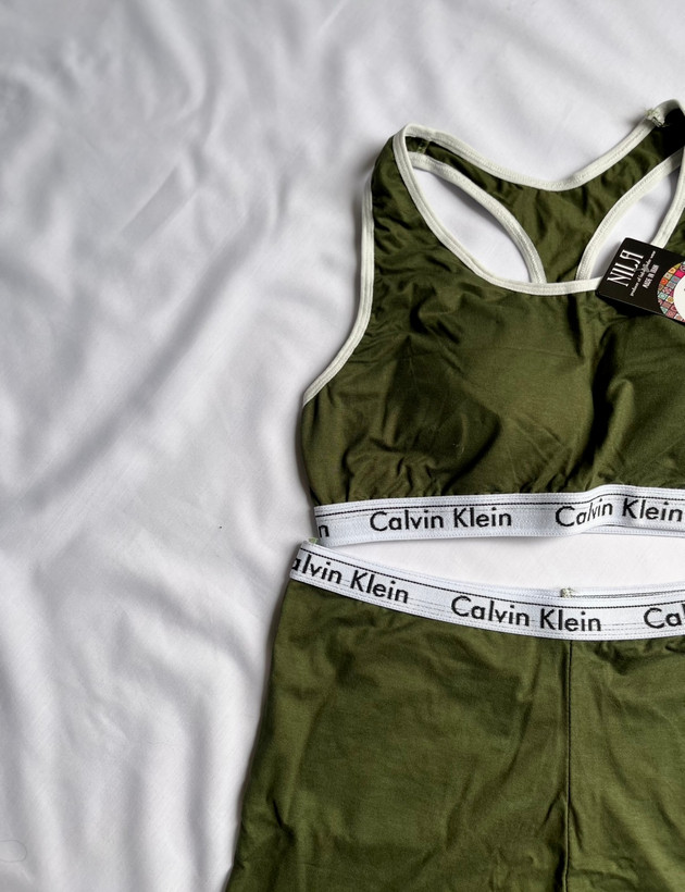 خرید نیمتنه و شورتک با قیمت مناسب