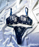 ست شورت و سوتین زنانه با قیمت مناسب