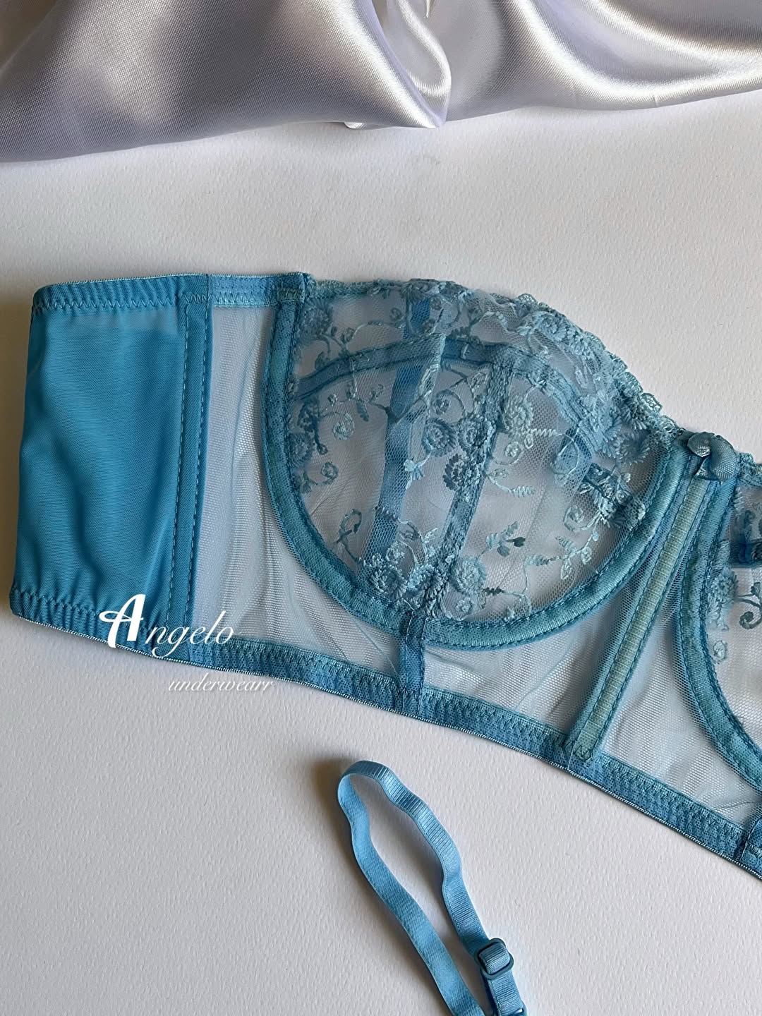 خرید اینترنتی ست شورت و سوتین زنانه آبی