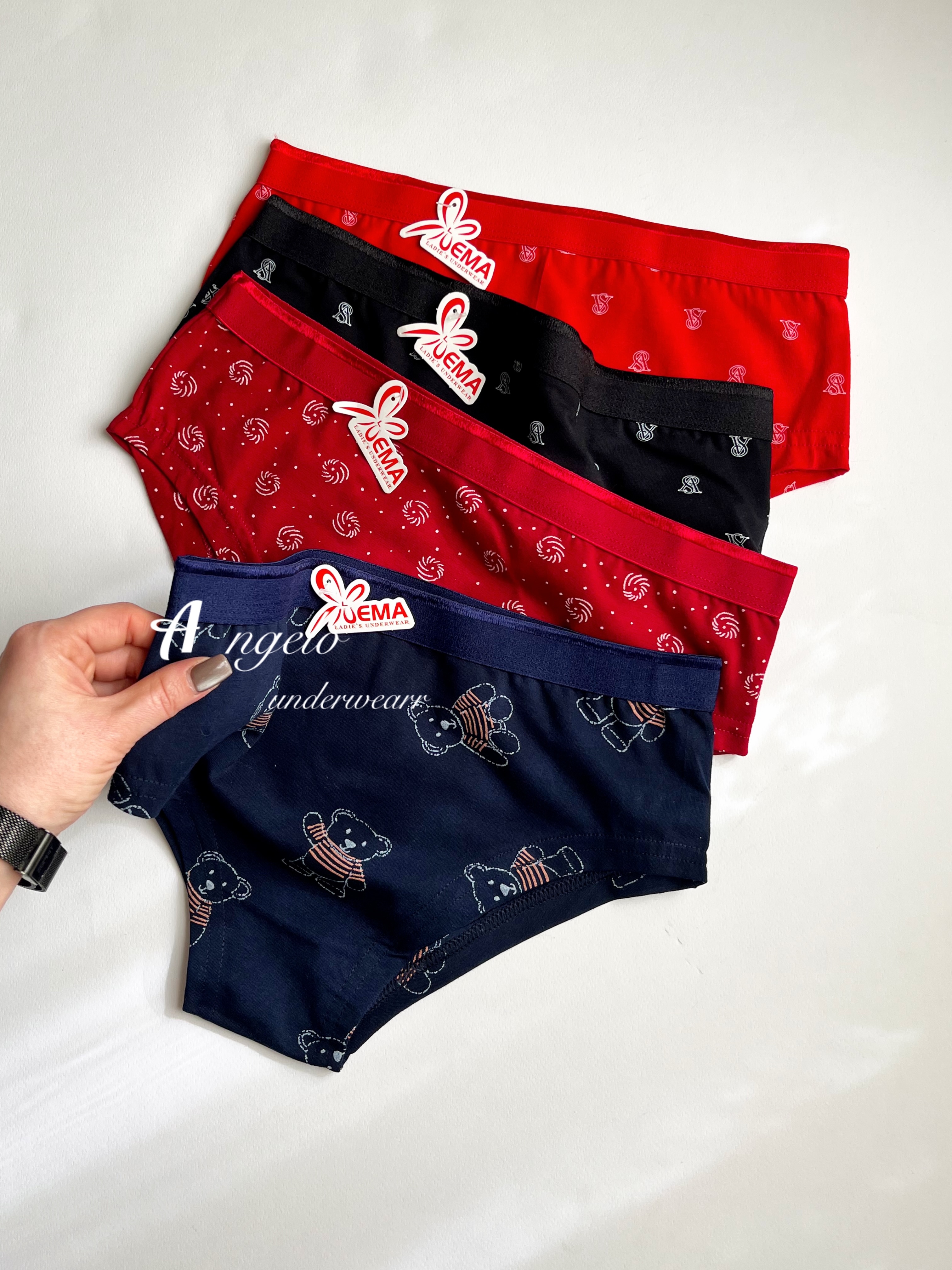 خرید اینترنتی شورت زنانه نخی مدل جنیفری کمر کش دار  رنگ تیره کاربردی با قیمت مناسب