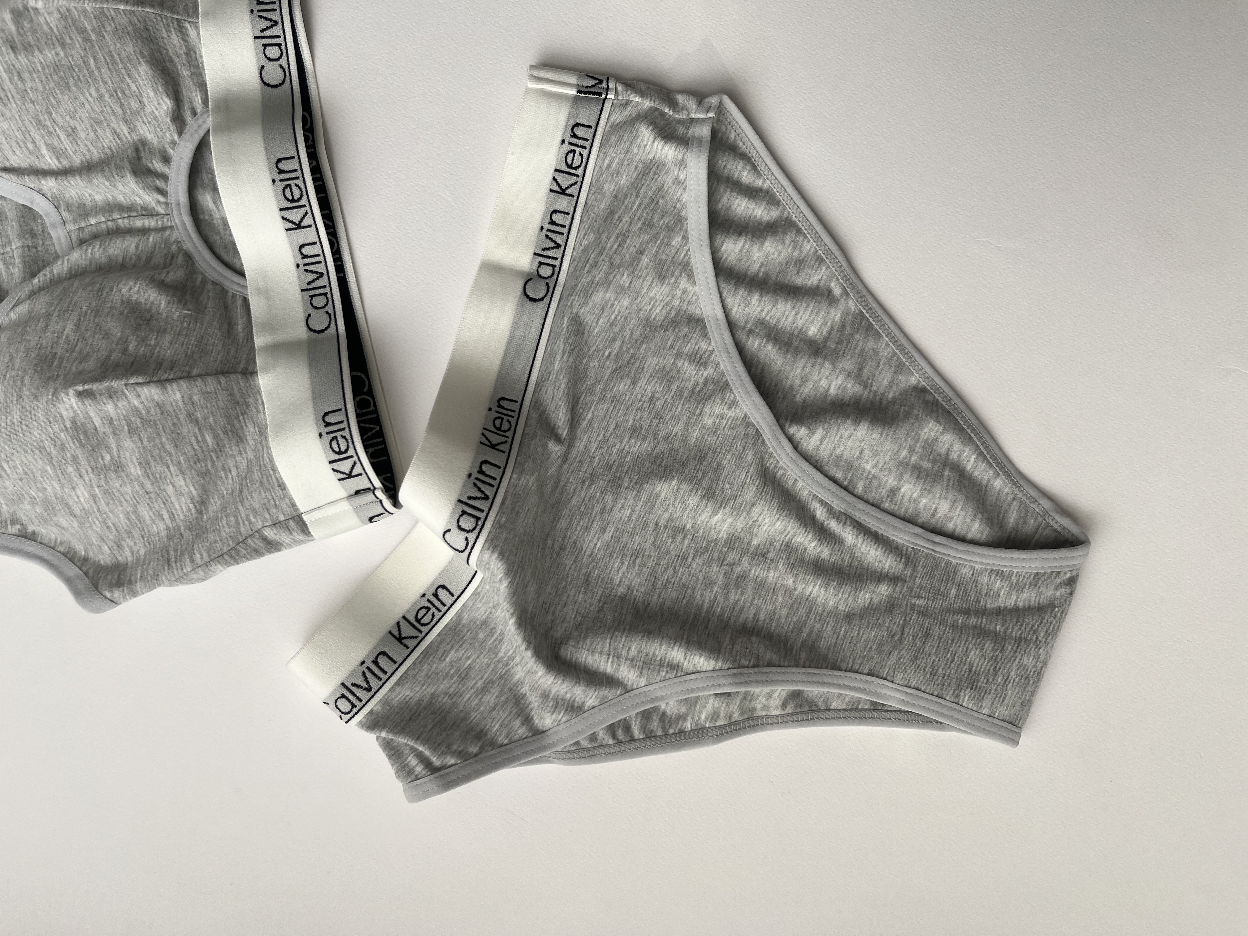 خرید ست نیمتنه و شورت زنانه طوسی نخی ورزشی با ارسال سریع