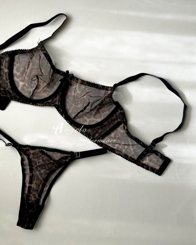 خرید اینترنتی ست شورت بکلس با فاق نخی و سوتین زنانه فنردار حریر پلنگی با قیمت عالی با ارسال