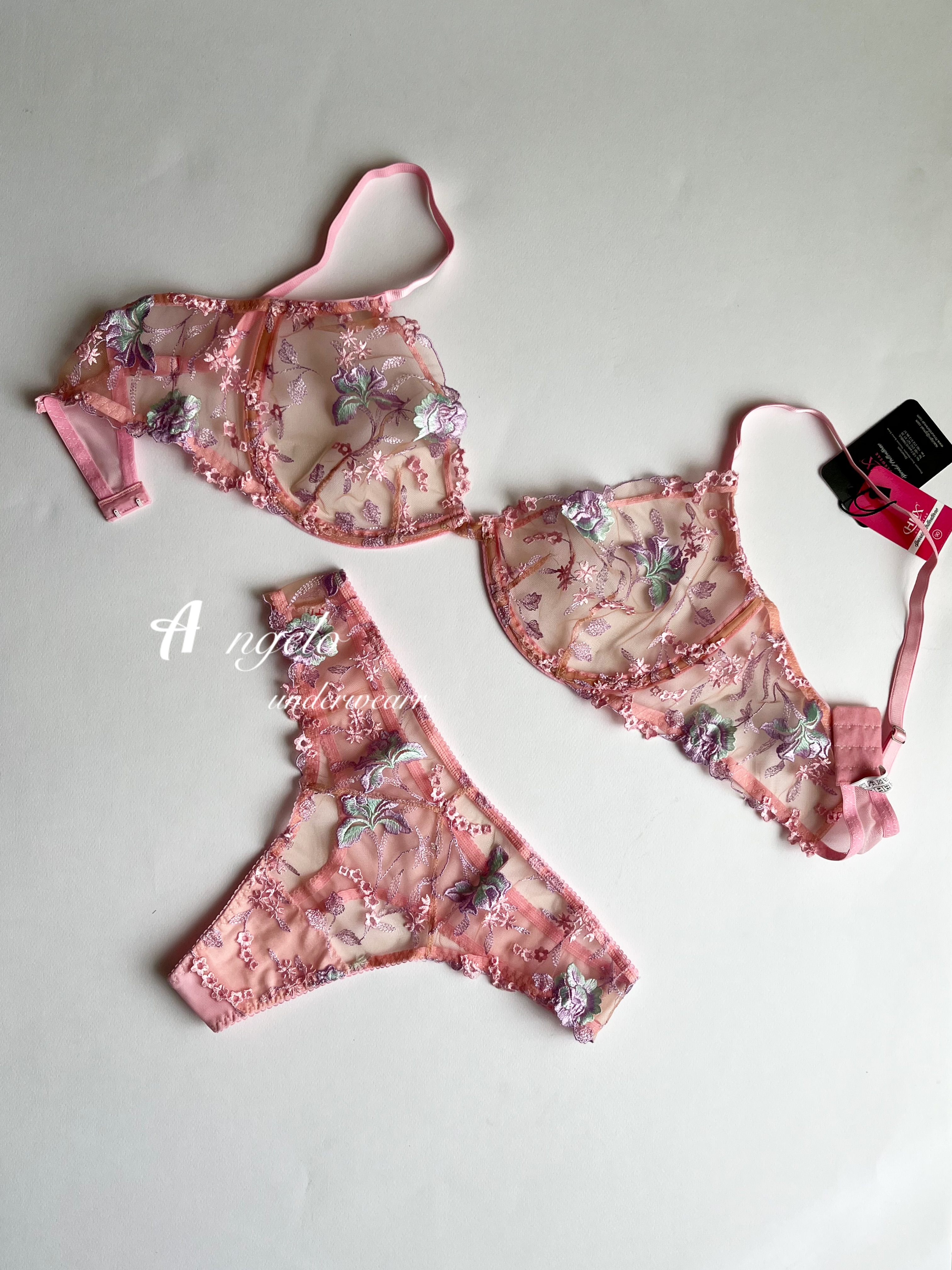 ست شورت و سوتین زنانه گیپور فنردار برند هونکس hunx