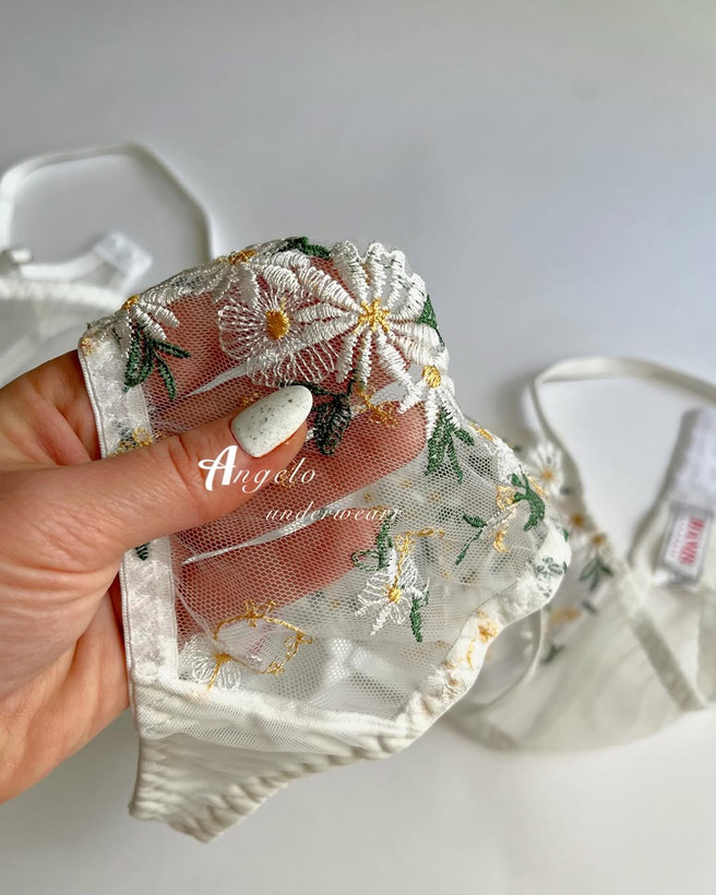 خرید اینترنتی ست شورت و سوتین زنانه تور اروپایی با سوتین فنردار با قیمت مناسب