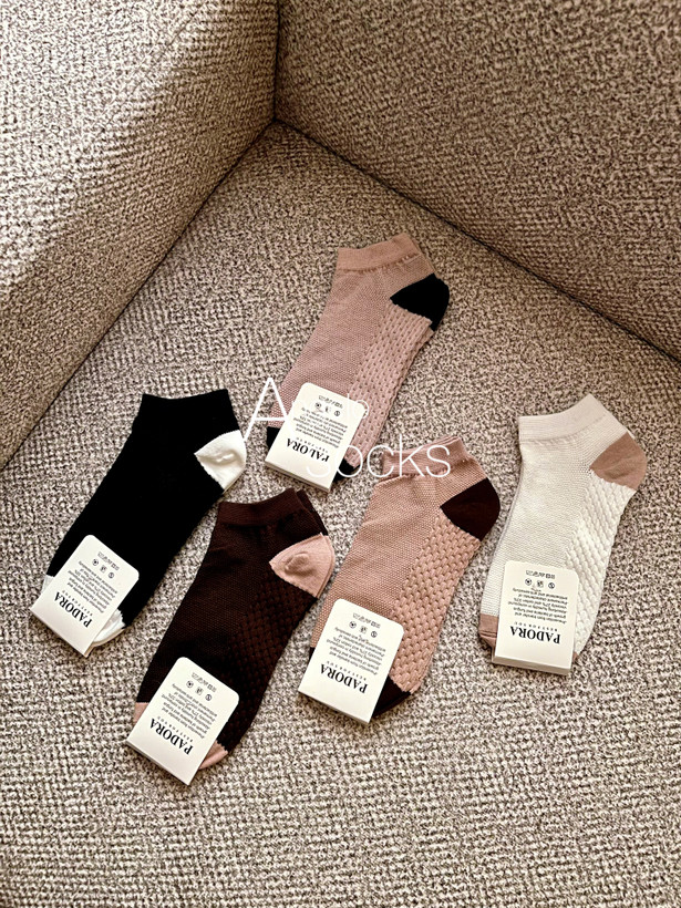 خرید اینترنتی جوراب مردانه نخی مچی با رنگای کاربردی و قیمت مناسب و ارسال فوری