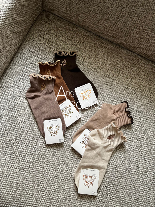 خرید اینترنتی جوراب زنانه نخی لبه فر و گلدوزی با قیمت عالی و ارسال سریع