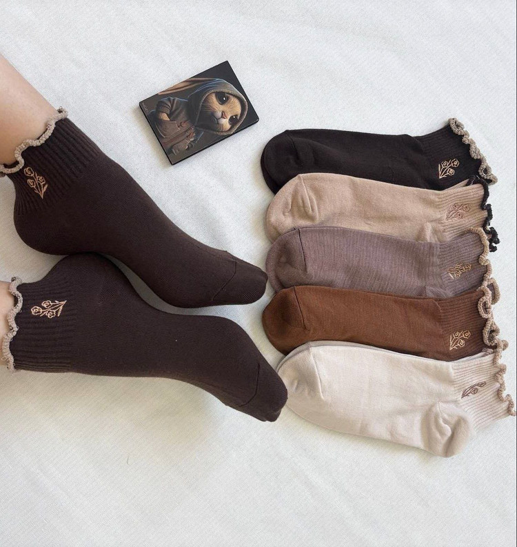 خرید انلاین جوراب زنانه نخی لبه گلدوزی با قیمت عالی و ارسال سریع